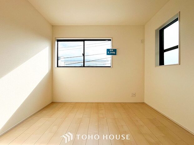 通風・採光にも優れ、心地よい光と風があふれています。