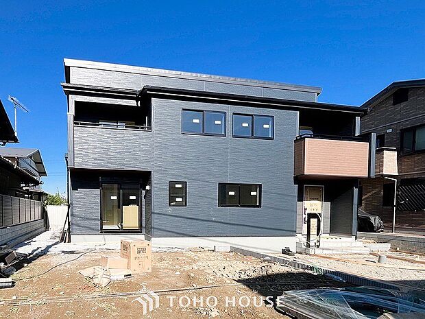 時間のゆとりと空間、爽やかな陽光がもたらす光と風を贅沢なまでに感じる暮らしが始まります。