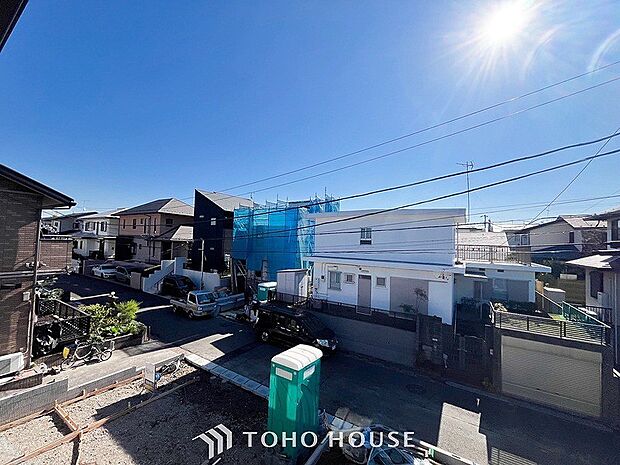 開放的で気持ちの良い眺望と青い空を満喫できます。