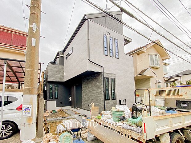 風を感じ青い空から太陽の恵みを感じる温もり溢れる佇まい。