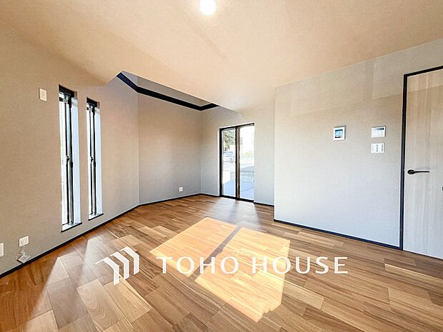 ご家族やお客様との時間など、多くの時を刻む空間。何気なく過ぎる時でさえも上質なひと時に。