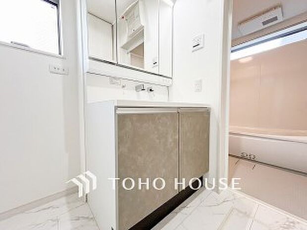 洗面台・洗面所ご家族の1日が始まり、1日の終わりを締めくくる洗面空間。