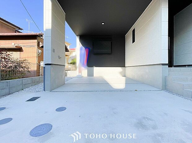 カースペースもゆとりある空間を保っています。