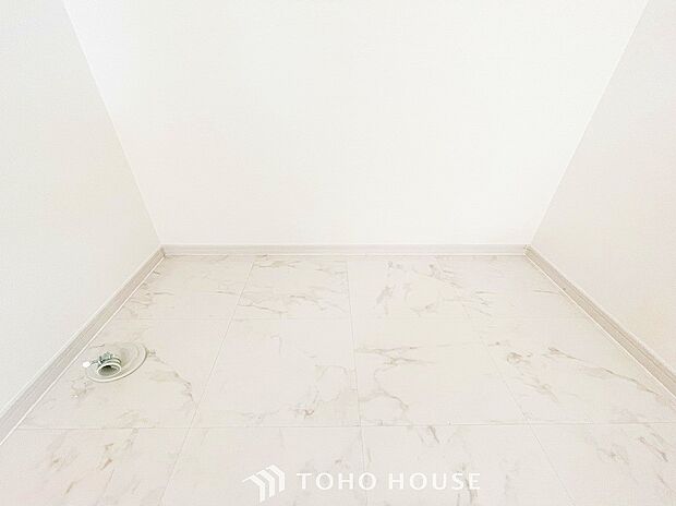 清潔感のあるカラーで統一されたランドリースペース。気持ちの良い空間で家事もはかどります。