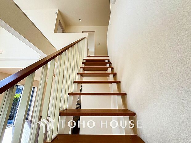 環境の良い場所にセンス良く暮らしたい、こだわりの室内には至福のシーンが繰り広げられます。