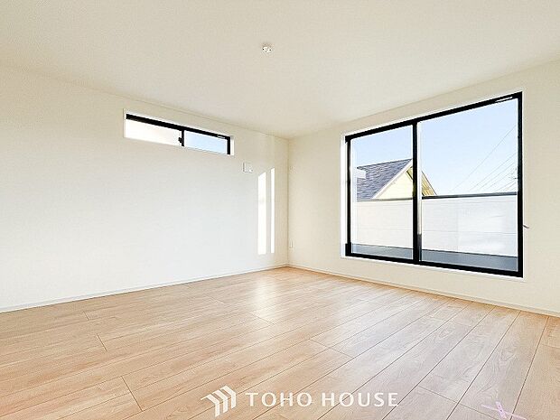 一日の疲れをいやしてくれる主寝室。自分時間を快適に過ごすプライベートルーム。