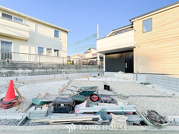 カースペースもゆとりある空間を保っています。