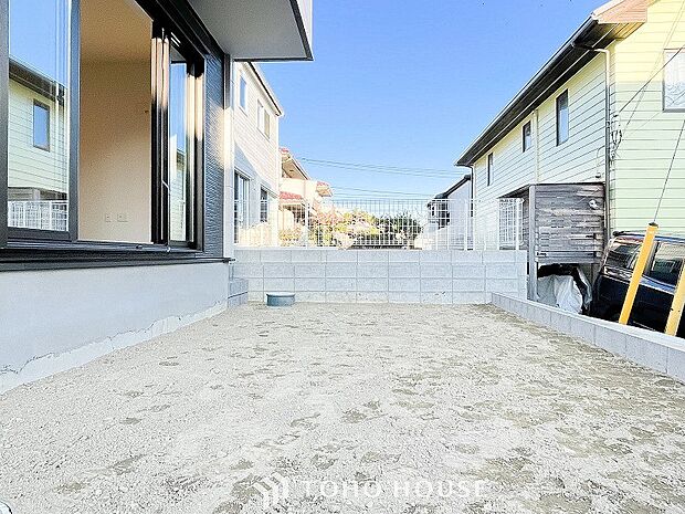 毎日の暮らしの中に癒しを与えてくれるお庭スペース。