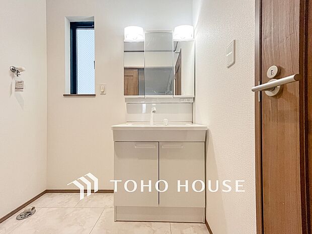 洗面台・洗面所ご家族の1日が始まり、1日の終わりを締めくくる洗面空間。