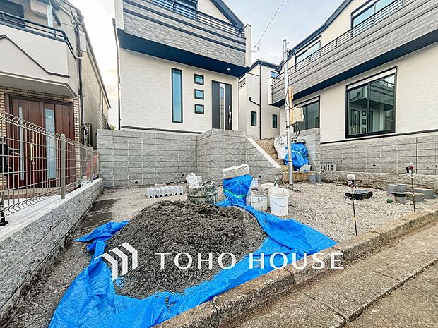 カースペースもゆとりある空間を保っています。