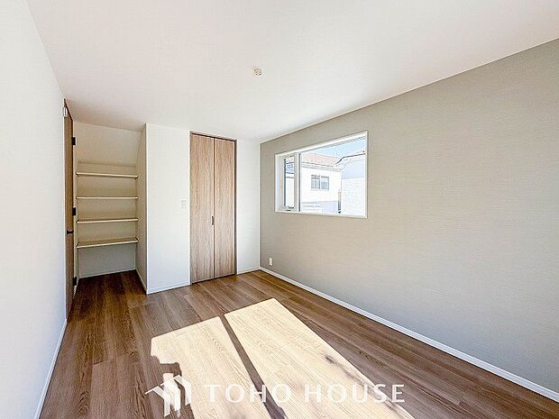 環境の良い場所にセンス良く暮らしたい、こだわりの室内には至福のシーンが繰り広げられます。