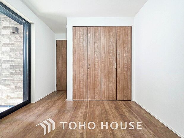 収納スペースもあり、生活しやすい居住スペースです。