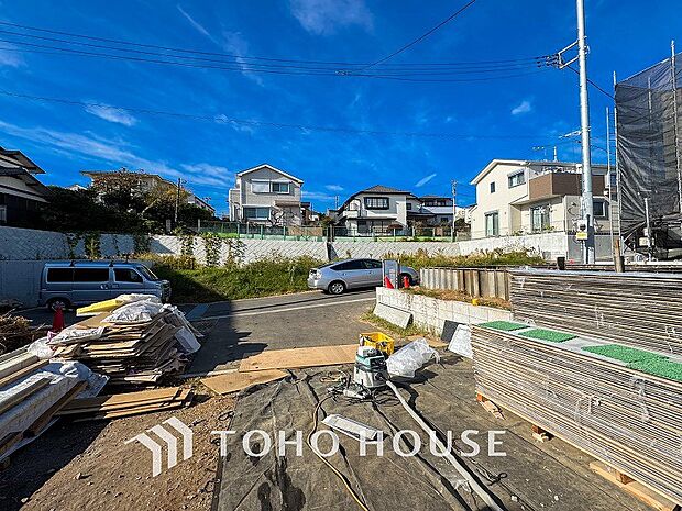 開放的な空間でありながら、プライベート性も確保した設計です。