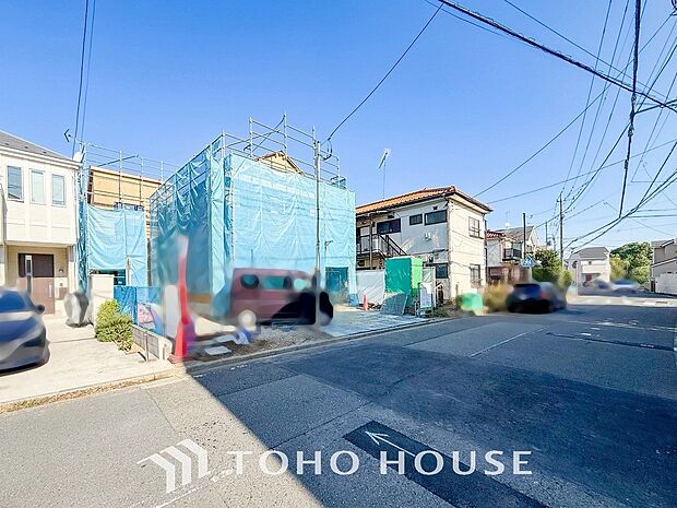 閑静な住宅街の一角、ひと時のくつろぎが生まれ、ゆっくりと愛着が育まれていきます。