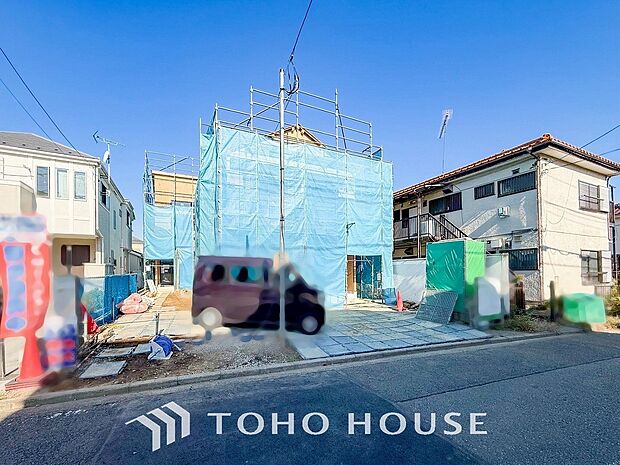 風を感じ解放感あふれる光に満ちた住まい。