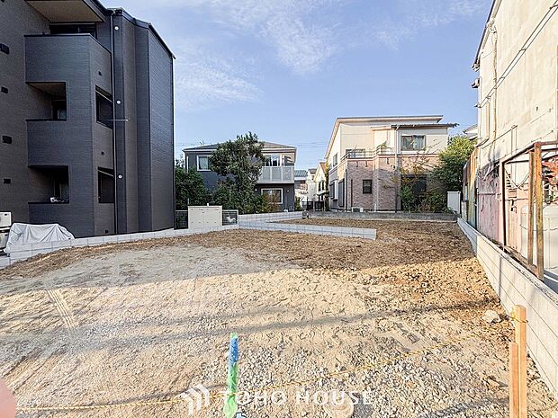 カースペースもゆとりある空間を保っています。