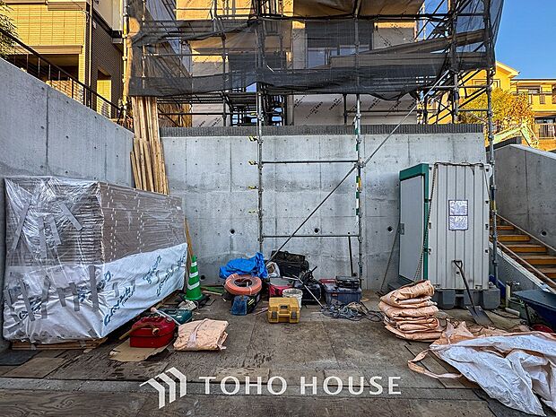 カースペースもゆとりある空間を保っています。