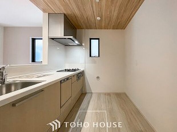 家族の健康を支えるキッチン。毎日使う場所だから気持よく使えて、居心地の良い空間に。