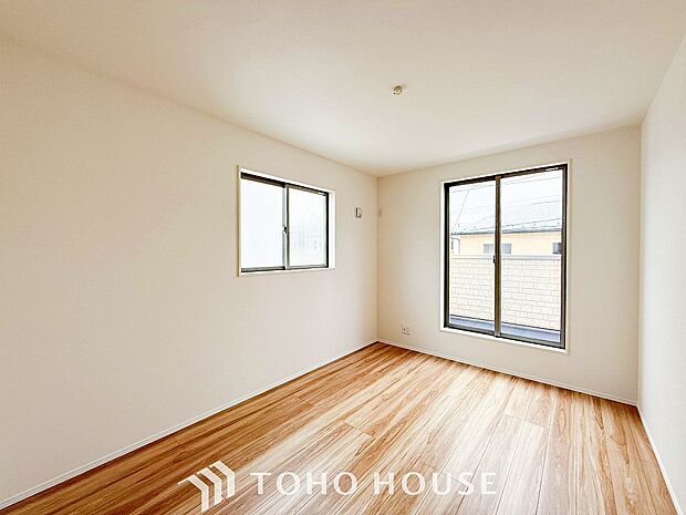 通風・採光にも優れ、心地よい光と風があふれています。