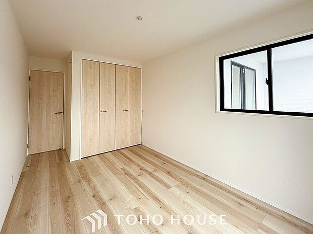 通風・採光にも優れ、心地よい光と風があふれています。