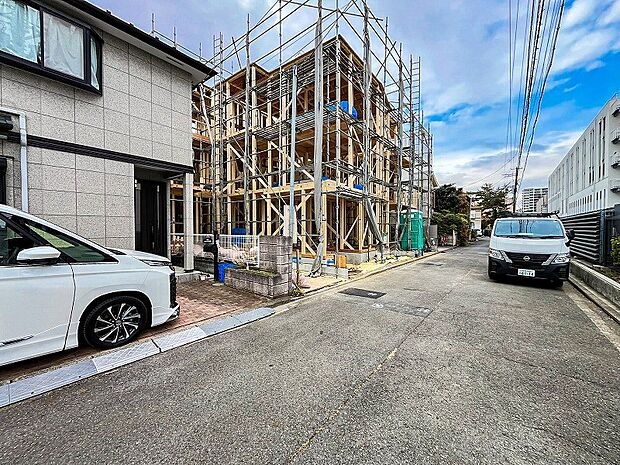 表現された空間は豊かな光と風を纏い、暮らしの時間を豊かにしてくれます。