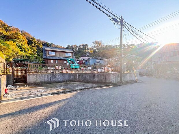 時間のゆとりと空間、爽やかな陽光がもたらす光と風を贅沢なまでに感じる暮らしが始まります。