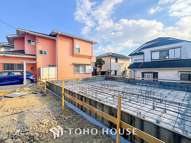 閑静な住宅地で小さなお子様がいるご家族にも安心な住環境が魅力です。