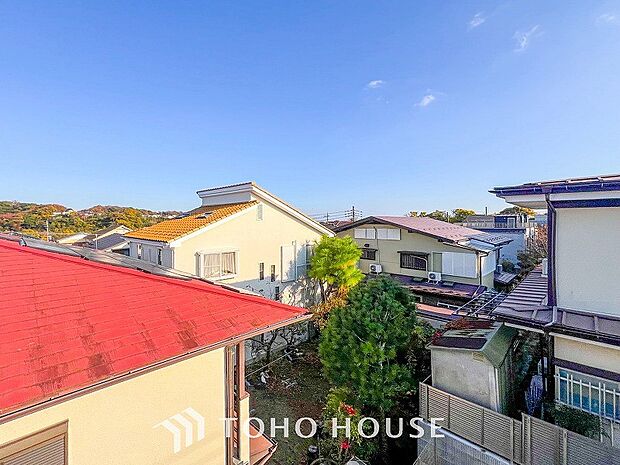 開放的で気持ちの良い眺望と青い空を満喫できます。