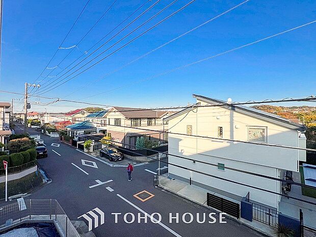 開放的で気持ちの良い眺望と青い空を満喫できます。