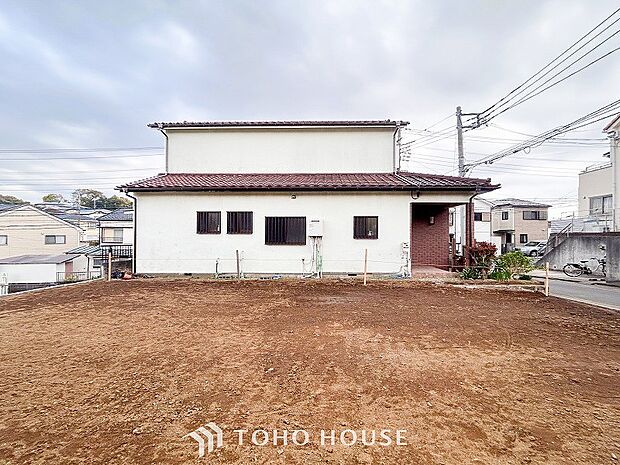 教育施設や公園が身近に揃う、暮らしやすい立地です。