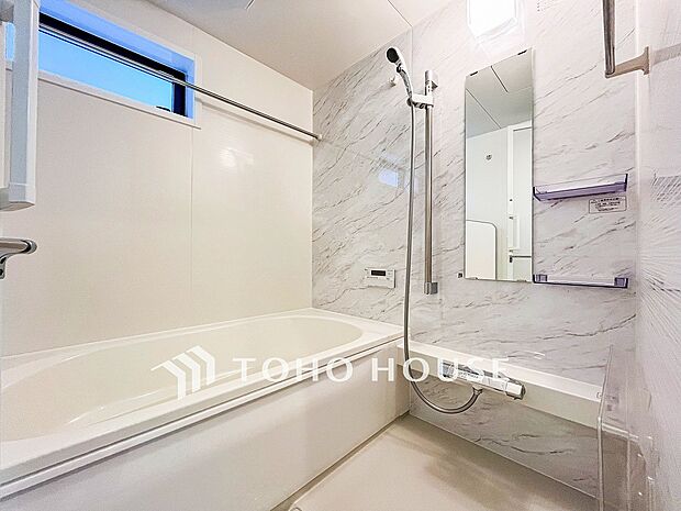 快適な使い心地とゆとりある空間が1日の疲れを解きほぐすバスルーム。