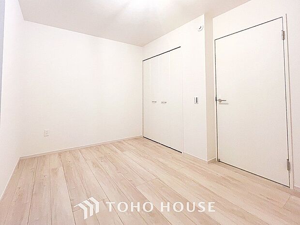 収納スペースもあり、生活しやすい居住スペースです。