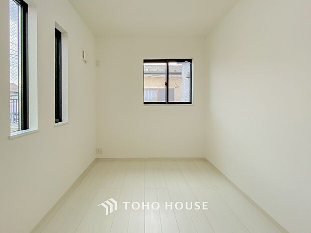 環境の良い場所にセンス良く暮らしたい、こだわりの室内には至福のシーンが繰り広げられます。