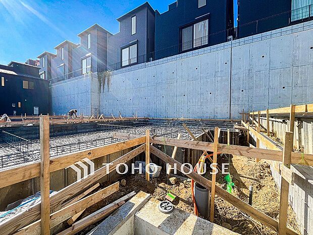 風を感じ青い空から太陽の恵みを感じるロケーション。