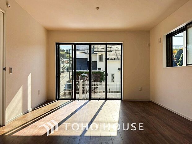 ここにはみんなが集い、食事と楽しい会話が始まるスペース。