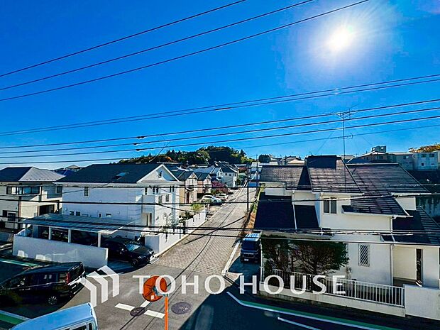 開放的で気持ちの良い眺望と青い空を満喫できます。