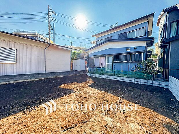 ブルーライン「三ツ沢下町」駅まで徒歩4分の好立地。横浜駅までのアクセスもスムーズです。