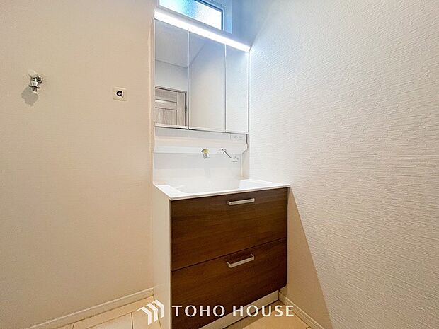 洗面台・洗面所ご家族の1日が始まり、1日の終わりを締めくくる洗面空間。