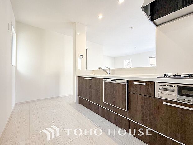 家族の健康を支えるキッチン。毎日使う場所だから気持よく使えて、居心地の良い空間に。