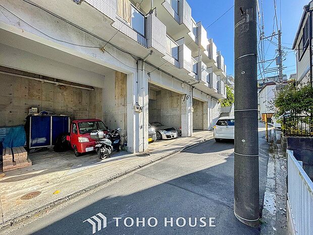 忙しく過ぎゆく日常を置き去るほど、ゆったりした時間が流れる住環境。