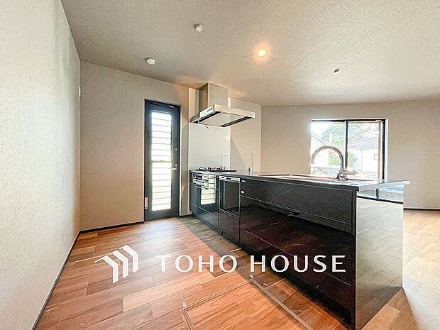 家族の健康を支えるキッチン。毎日使う場所だから気持よく使えて、居心地の良い空間に。