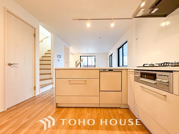 家族の健康を支えるキッチン。毎日使う場所だから気持よく使えて、居心地の良い空間に。