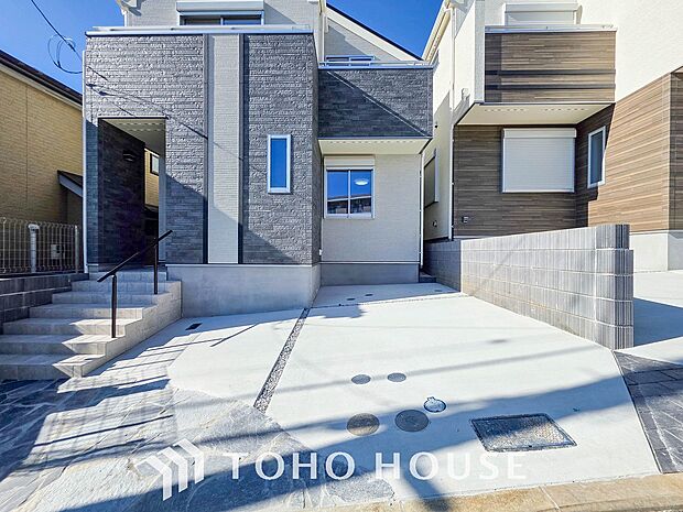 カースペースもゆとりある空間を保っています。