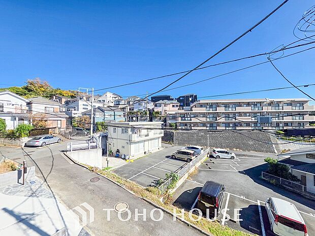 開放的で気持ちの良い眺望と青い空を満喫できます。