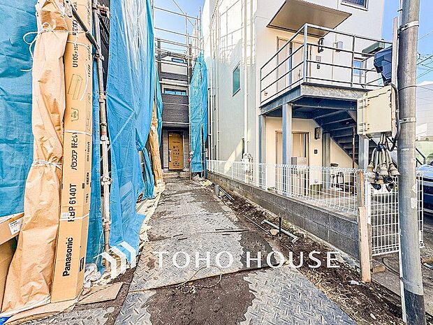 カースペースもゆとりある空間を保っています。