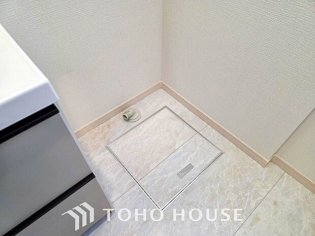 清潔感のあるカラーで統一されたランドリースペース。気持ちの良い空間で家事もはかどります。