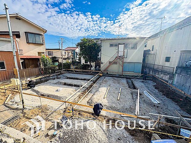 風を感じ青い空から太陽の恵みを感じる温もり溢れる佇まい。