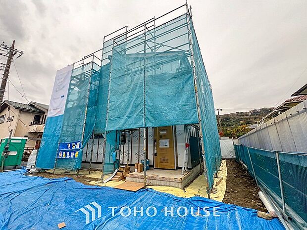 表現された空間は豊かな光と風を纏い、暮らしの時間を豊かにしてくれます。