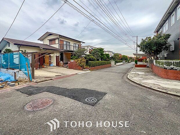 毎日のお散歩も快適な、緑に恵まれた閑静な住宅地。