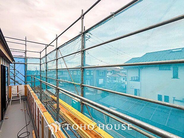 開放的で気持ちの良い眺望と青い空を満喫できます。